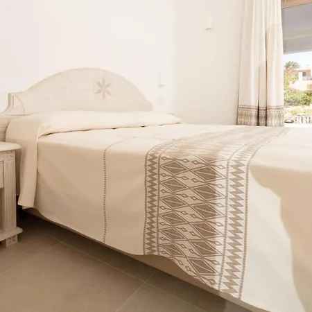 La Corte Di Pulicinu Bed & Breakfast