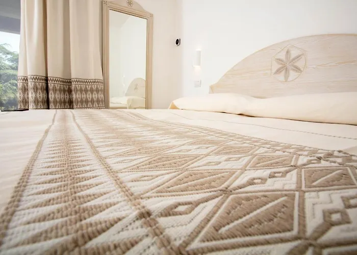 Frühstückspension La Corte Di Pulicinu Baja Sardinia