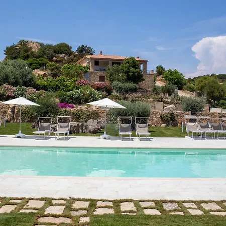 La Corte Di Pulicinu 4*