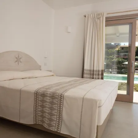 La Corte Di Pulicinu ベッド・アンド・ブレックファスト