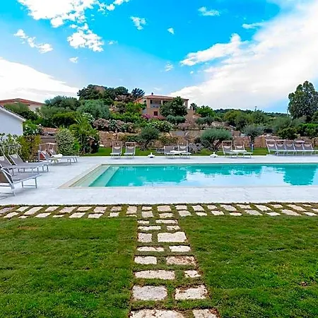 La Corte Di Pulicinu 4*