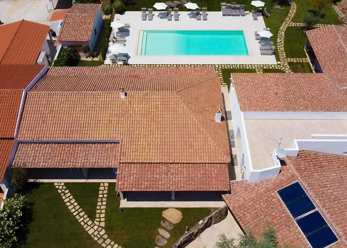 La Corte Di Pulicinu Bed & Breakfast 4*