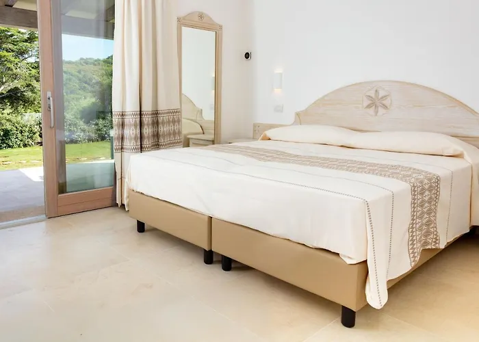 La Corte Di Pulicinu Bed & Breakfast Baja Sardinia