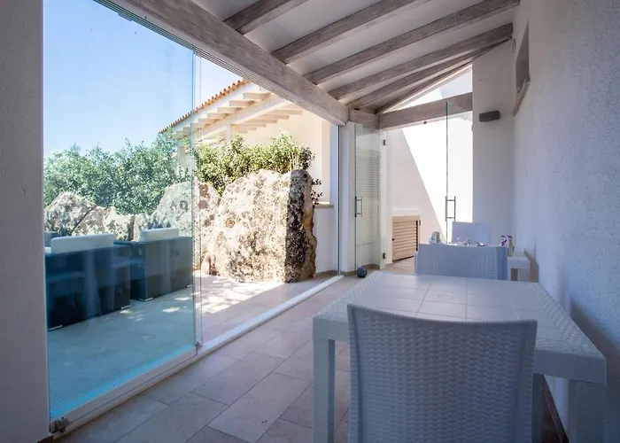 Bed & Breakfast La Corte Di Pulicinu Baja Sardinia