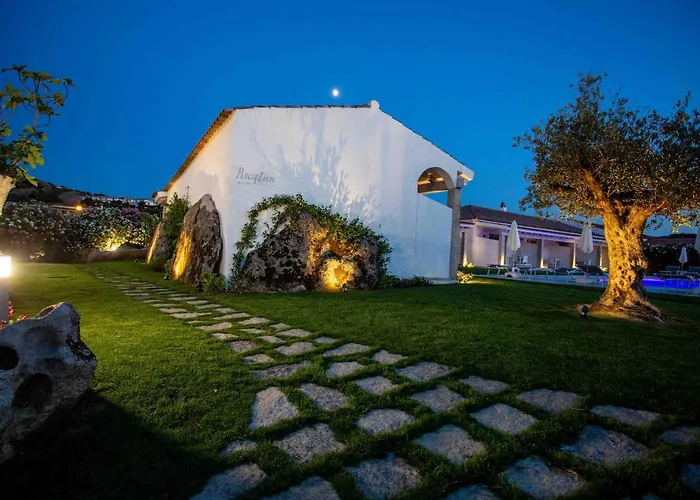 Bed & Breakfast La Corte Di Pulicinu Baja Sardinia