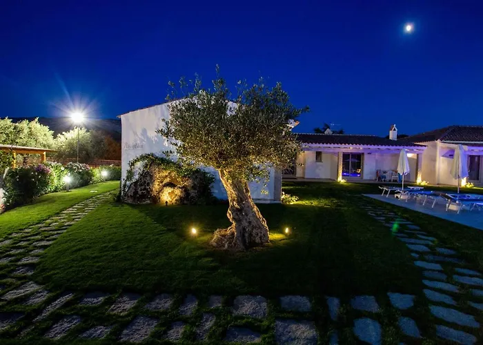 La Corte Di Pulicinu Bed & Breakfast 4*