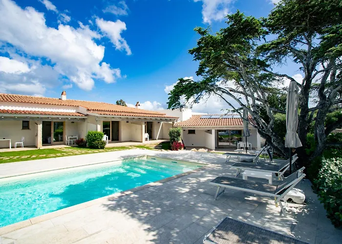La Corte Di Pulicinu Bed & Breakfast Baja Sardinia